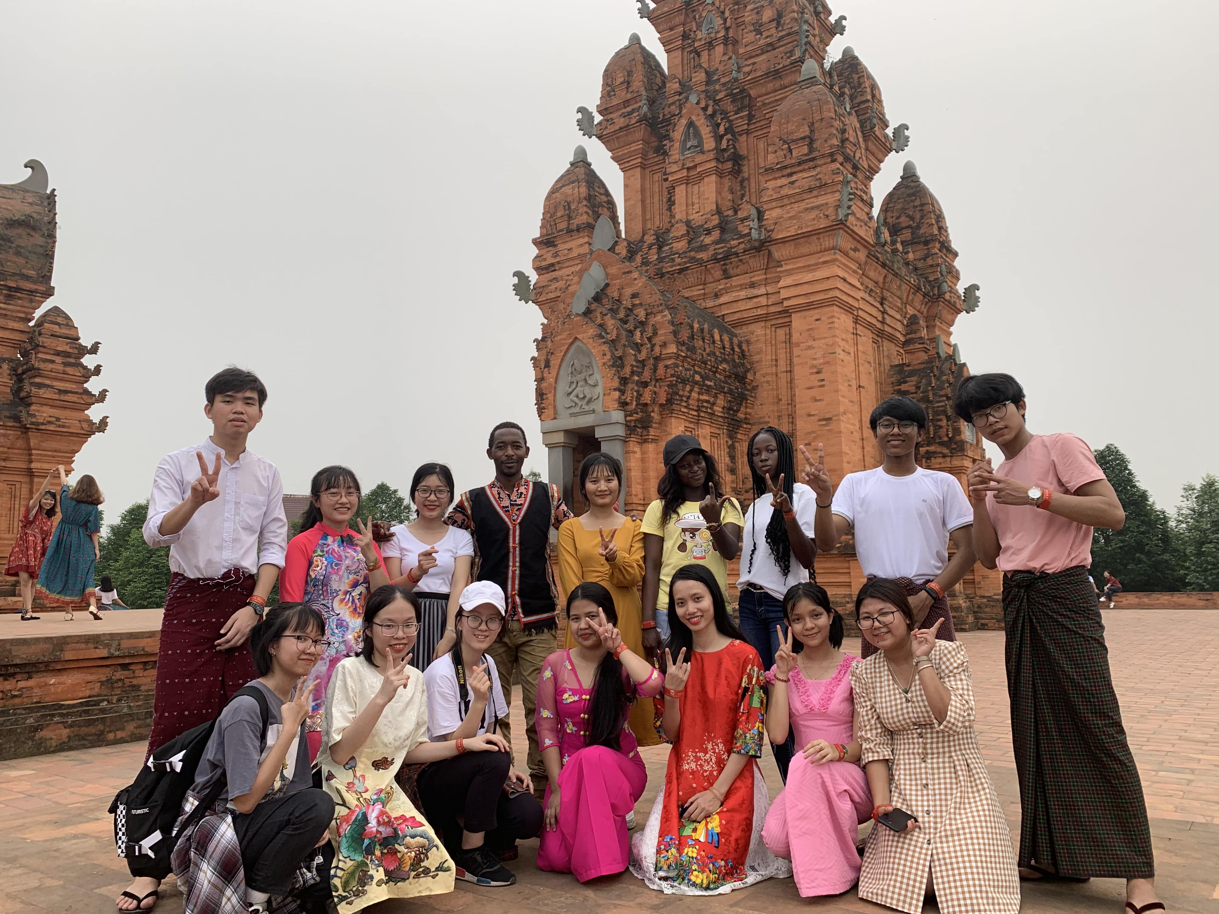 Study trip tháng 04/2019 do CLB hỗ trợ GV, SV quốc tế đã diễn ra thành công tốt đẹp