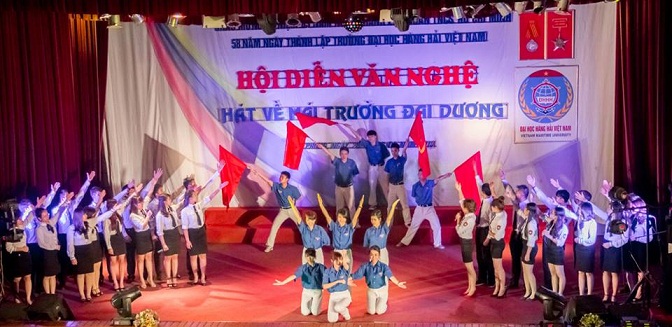 Musical performance contest - Singing about the ocean univesity