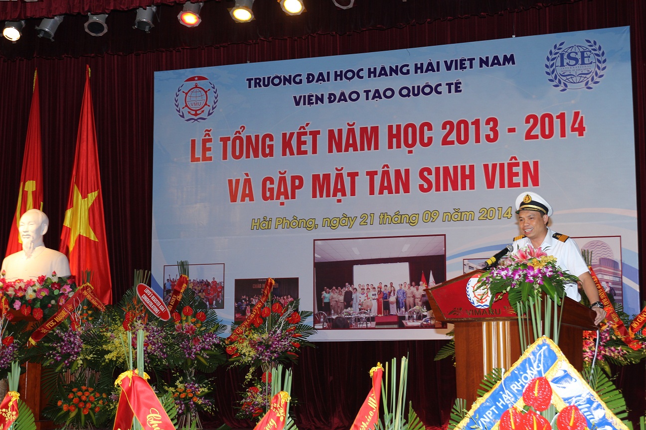 Lễ tổng kết năm học 2013 - 2014 và Gặp mặt tân sinh viên của Viện Đào tạo quốc tế